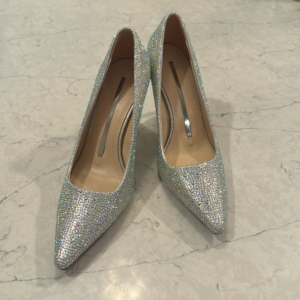 Staccato Bedazzled Pumps 6M